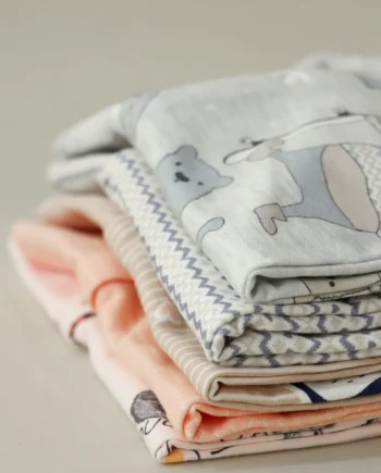 Salopetă flaușată baby