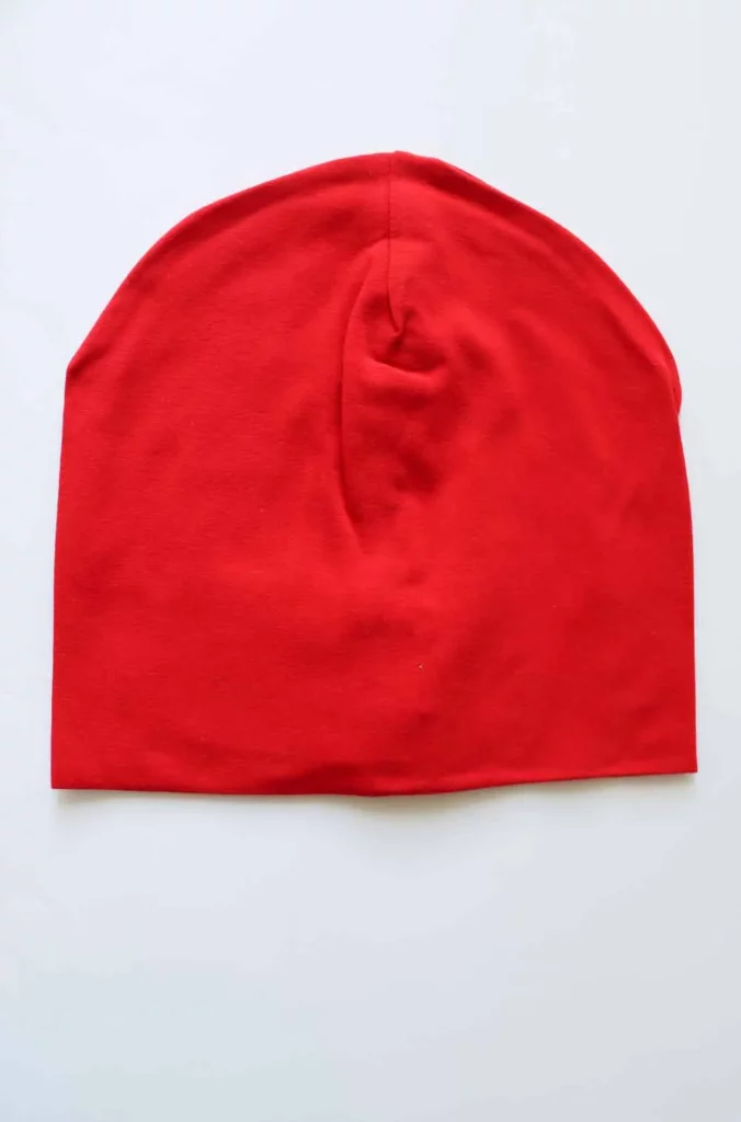 Женская шапка