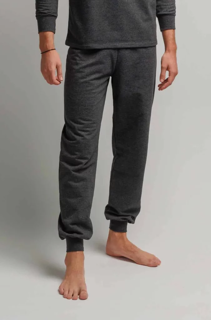 Pantaloni flaușați