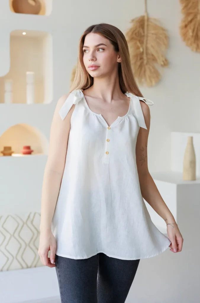 Блузка из льна