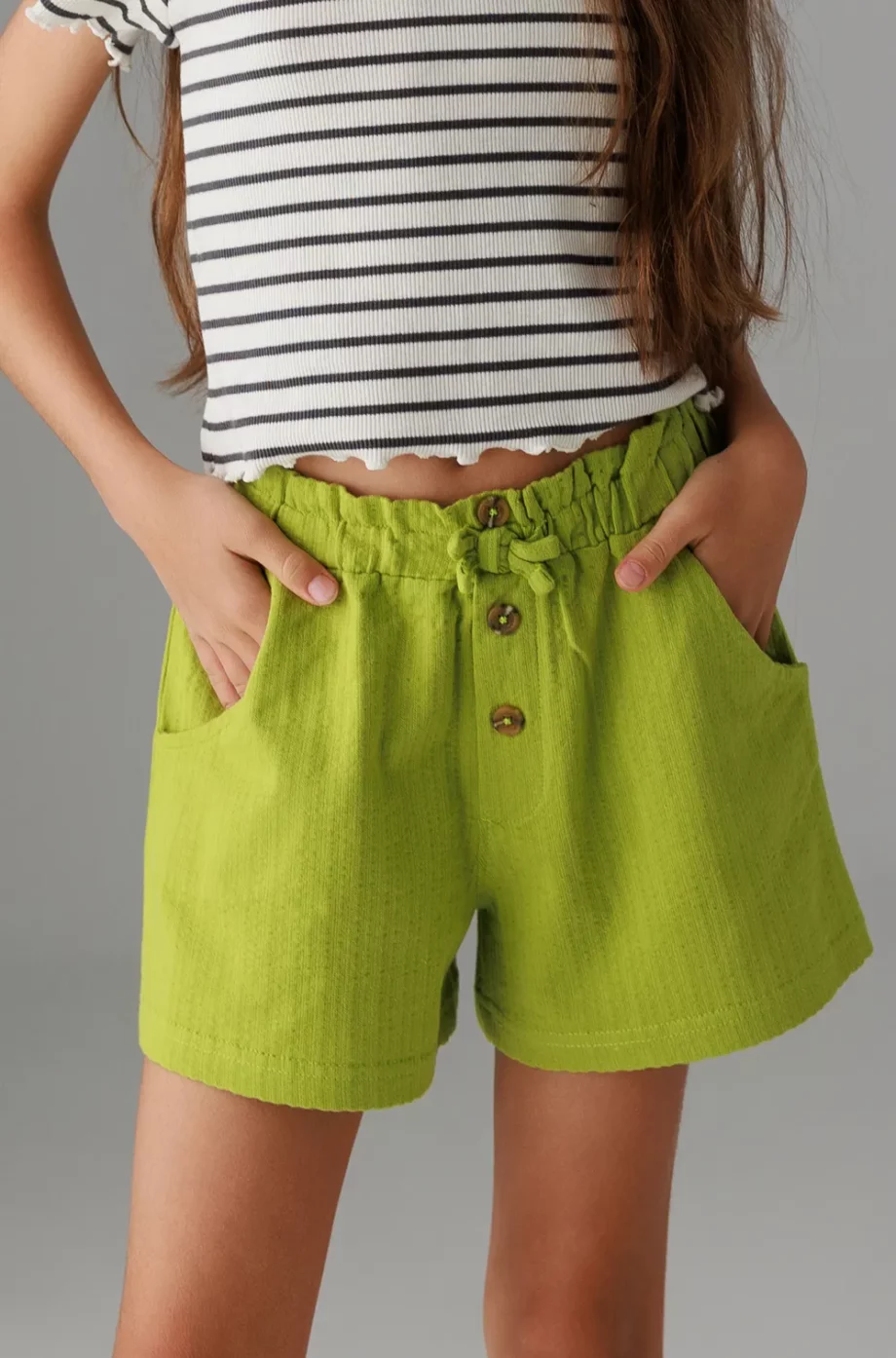 Pantaloni scurți