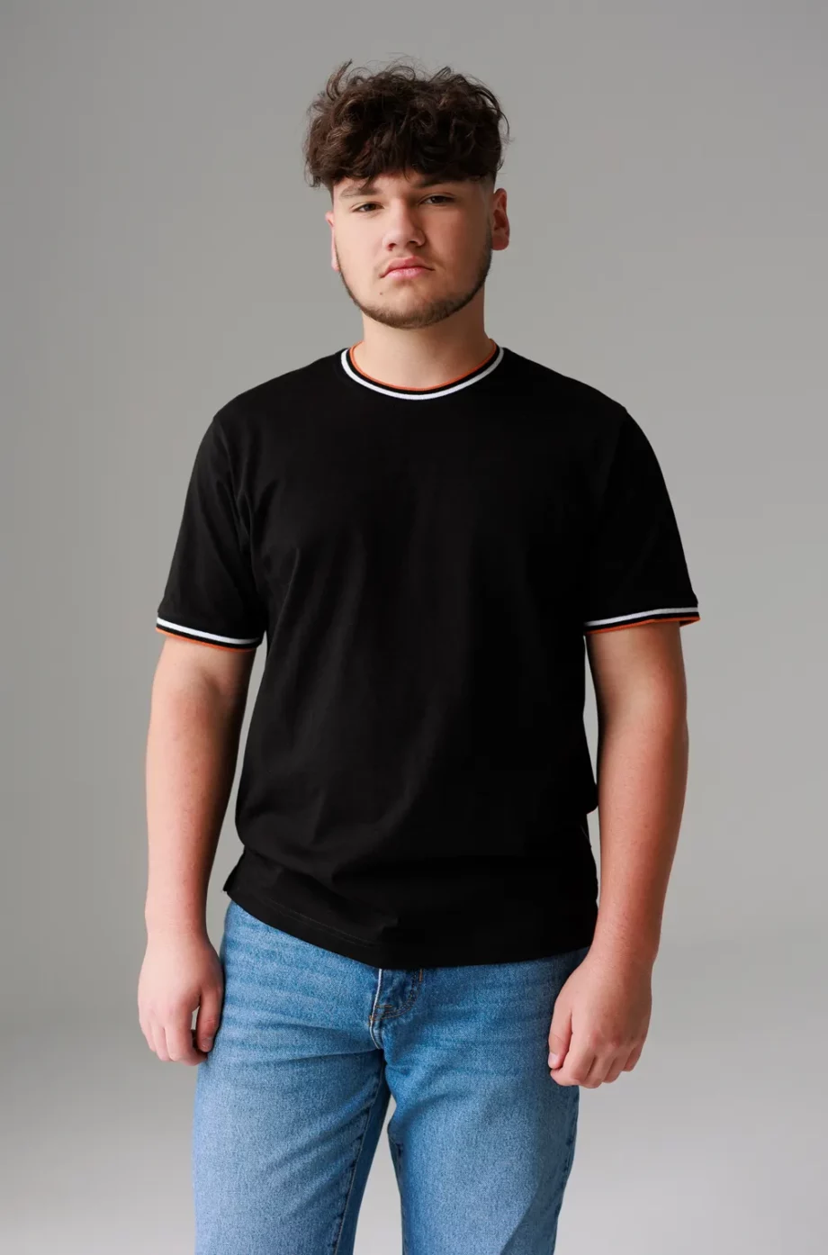 Tricou