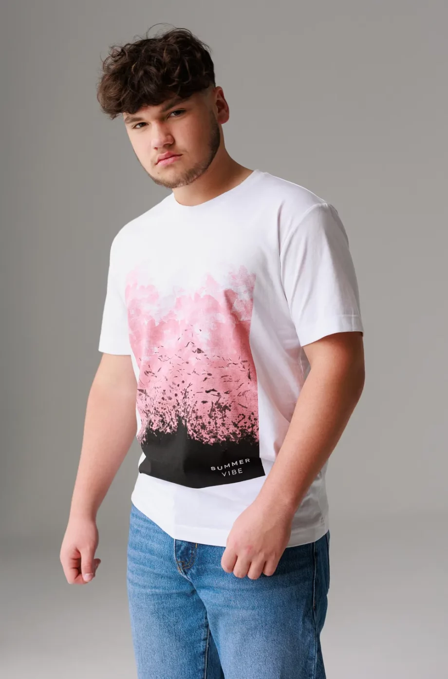 Tricou