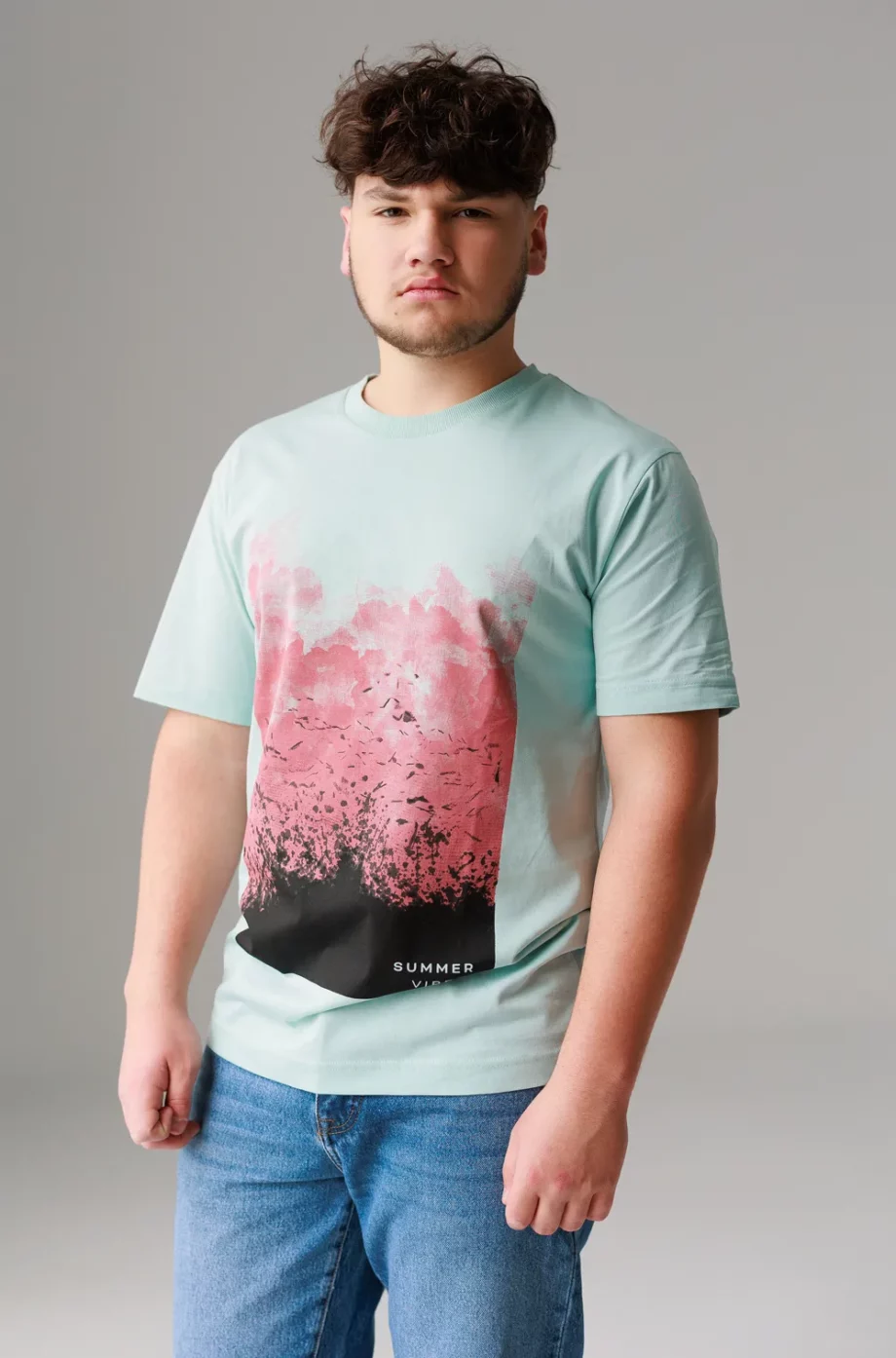 Tricou