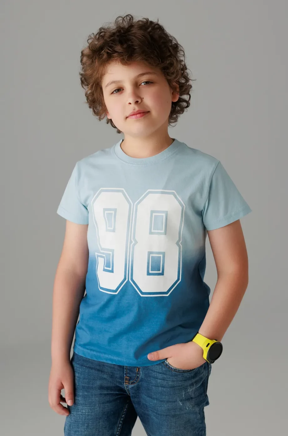 Tricou