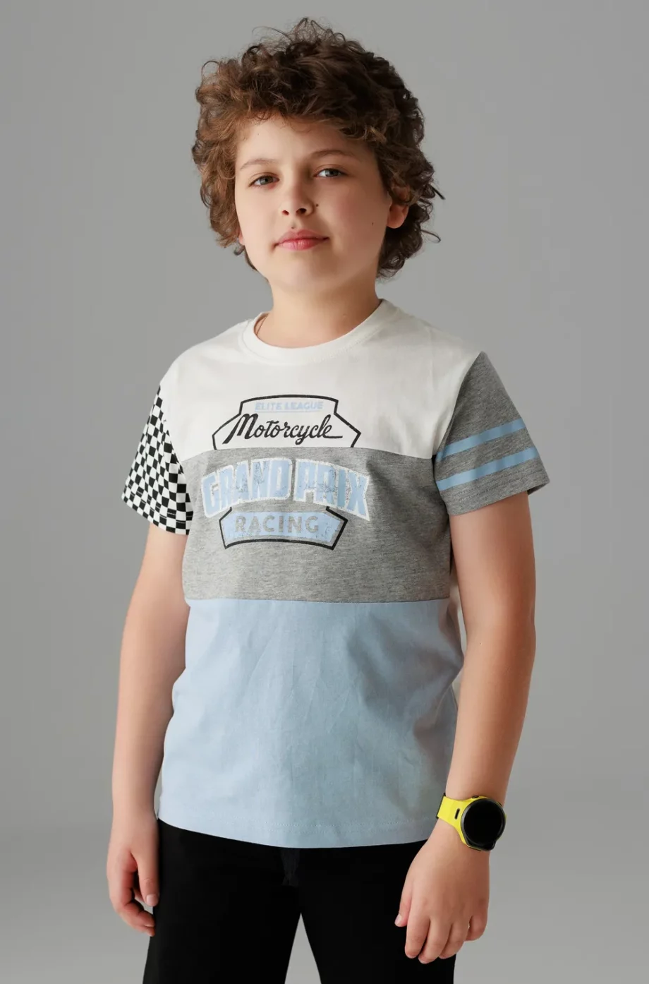 Tricou