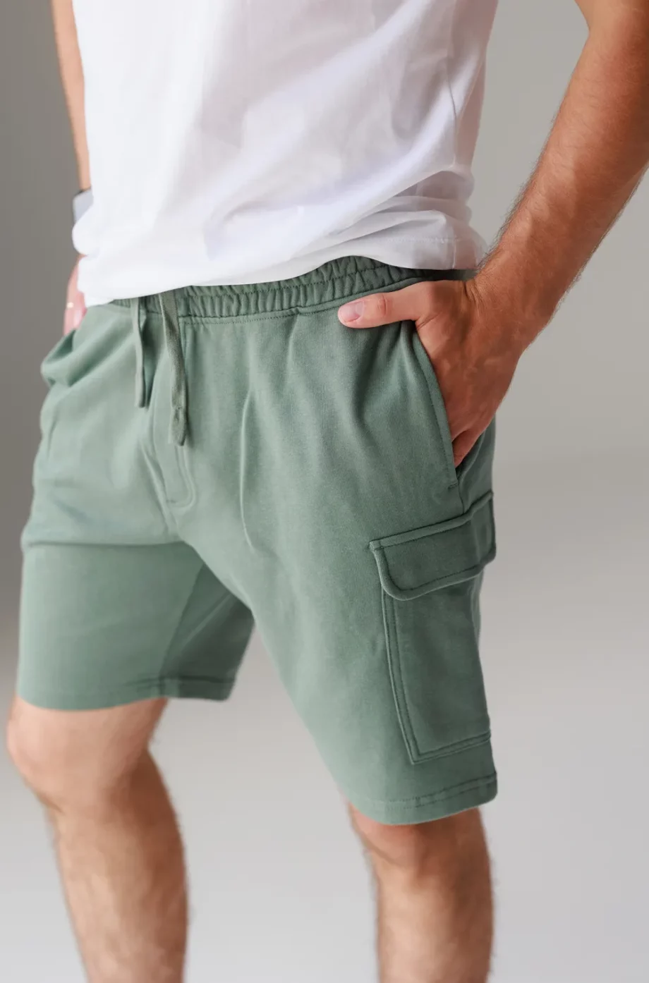 Pantaloni scurți
