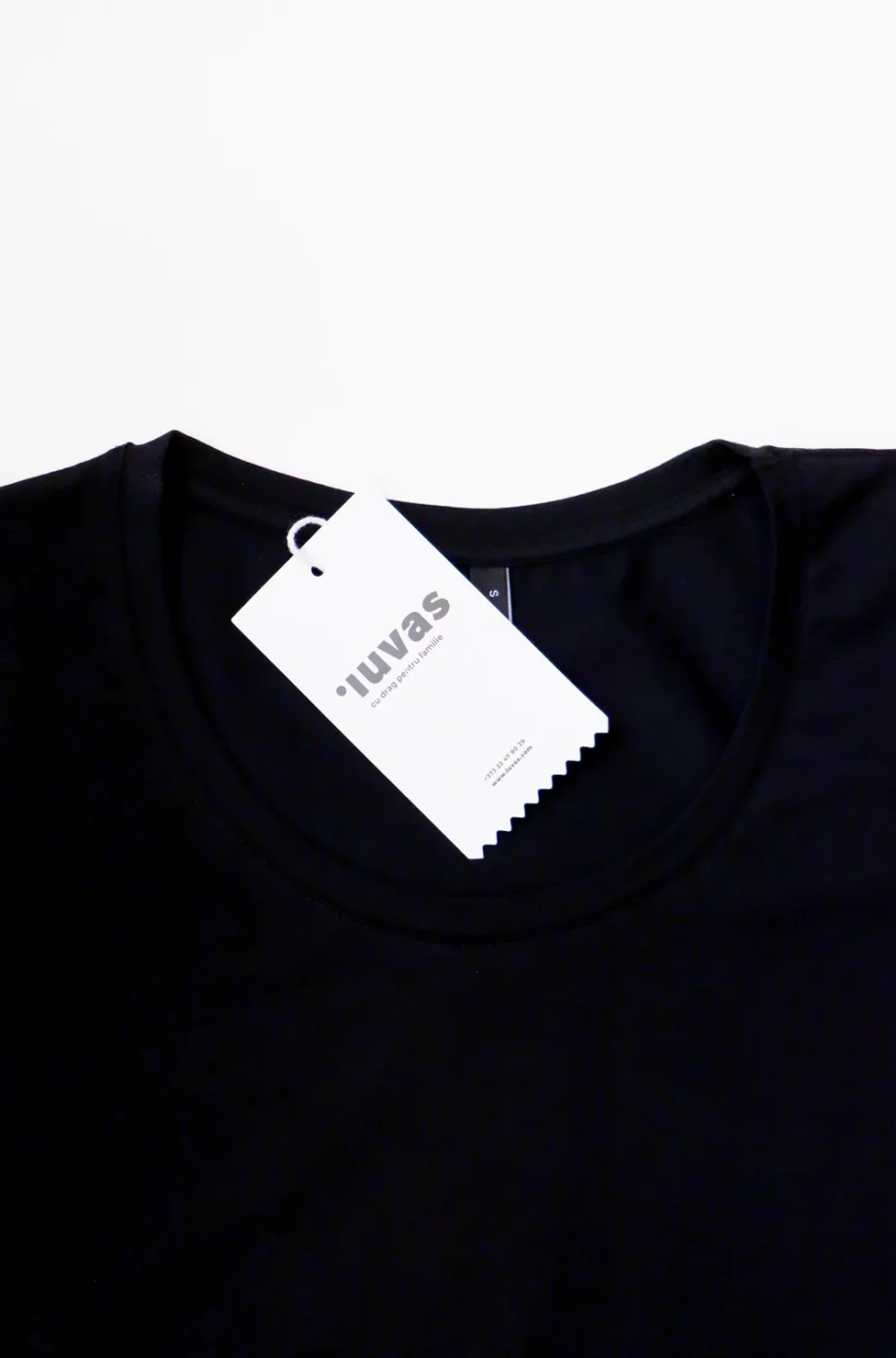Tricou