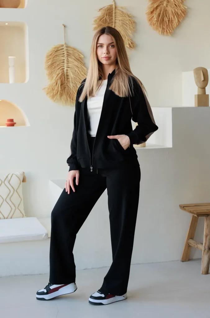 Спортивный костюм