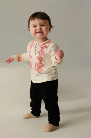 Tricou tip ie
