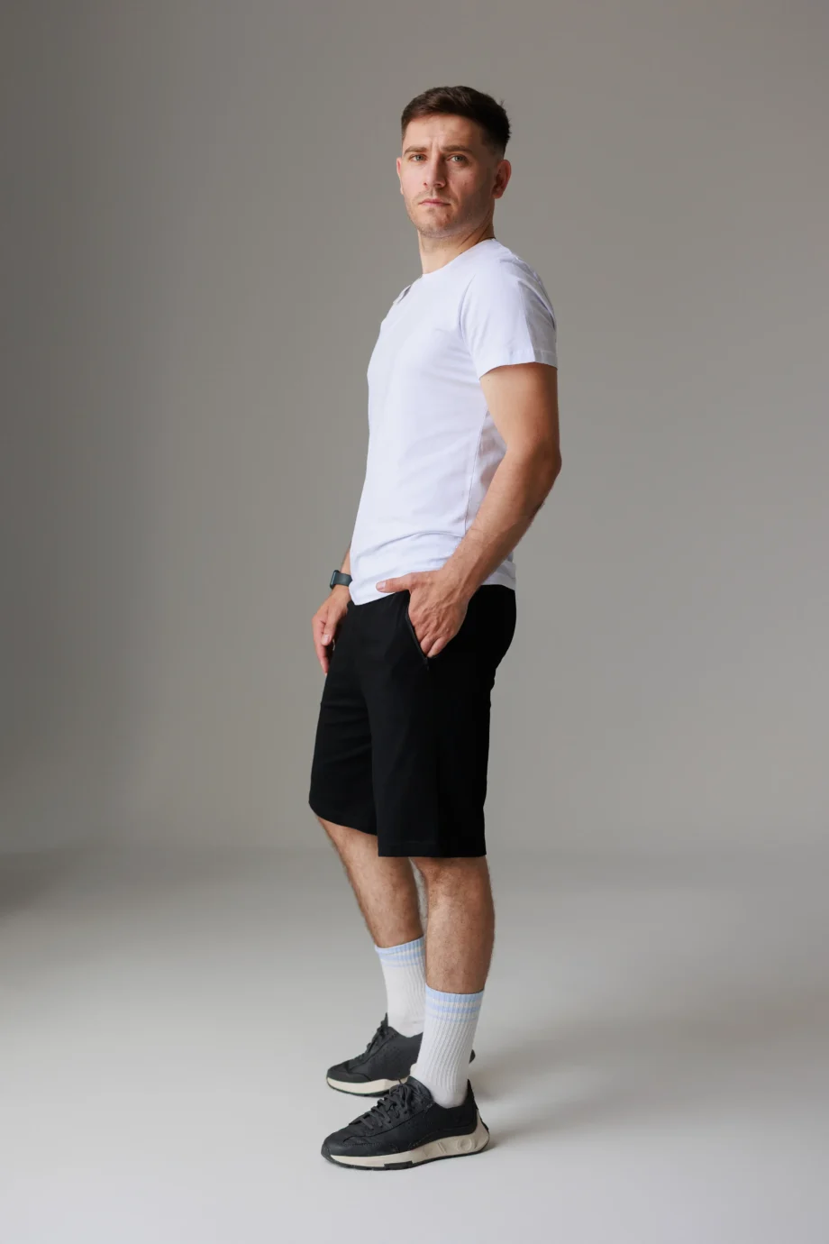 Pantaloni scurți