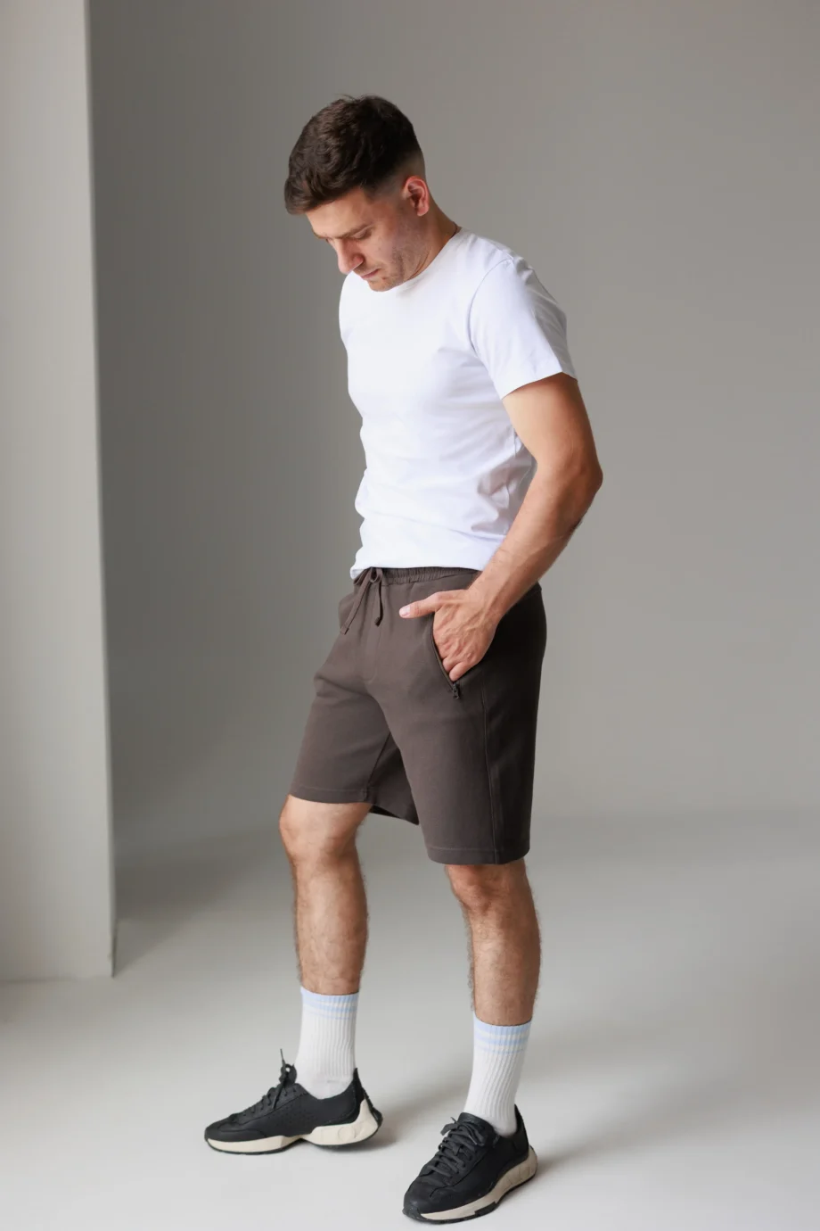 Pantaloni scurți
