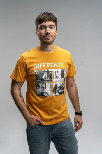 Tricou