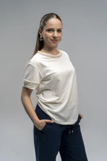 Tricou