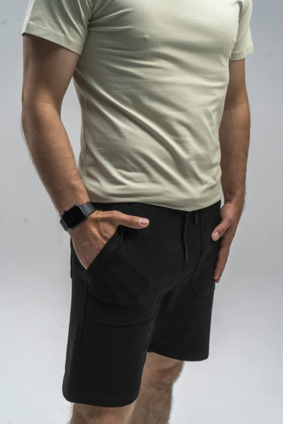 Pantaloni scurți
