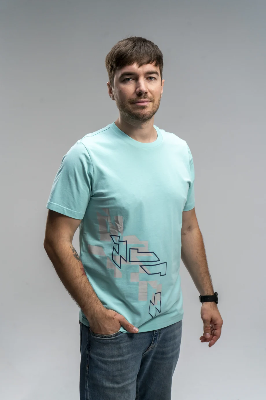 Tricou