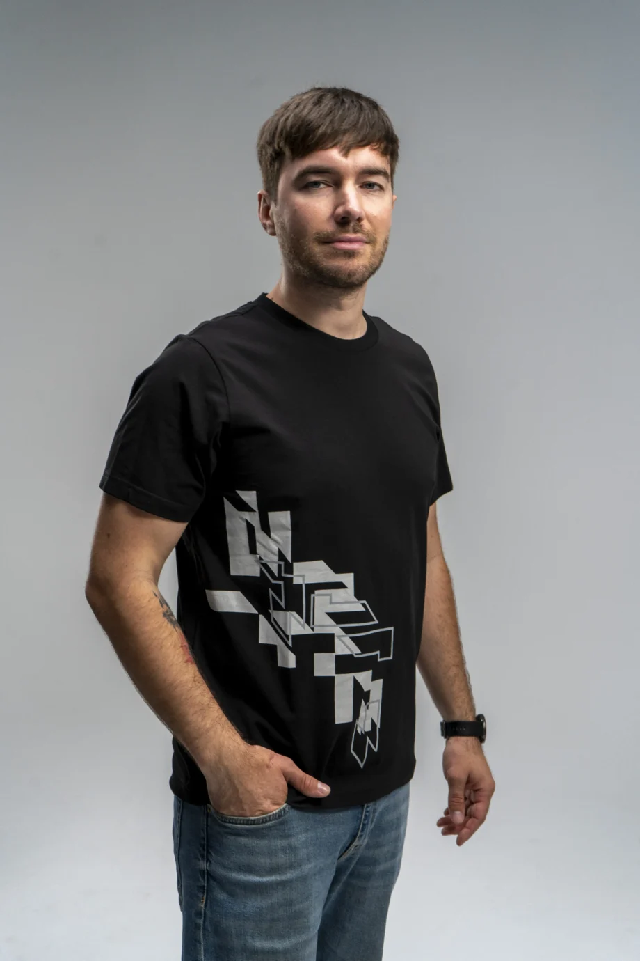 Tricou