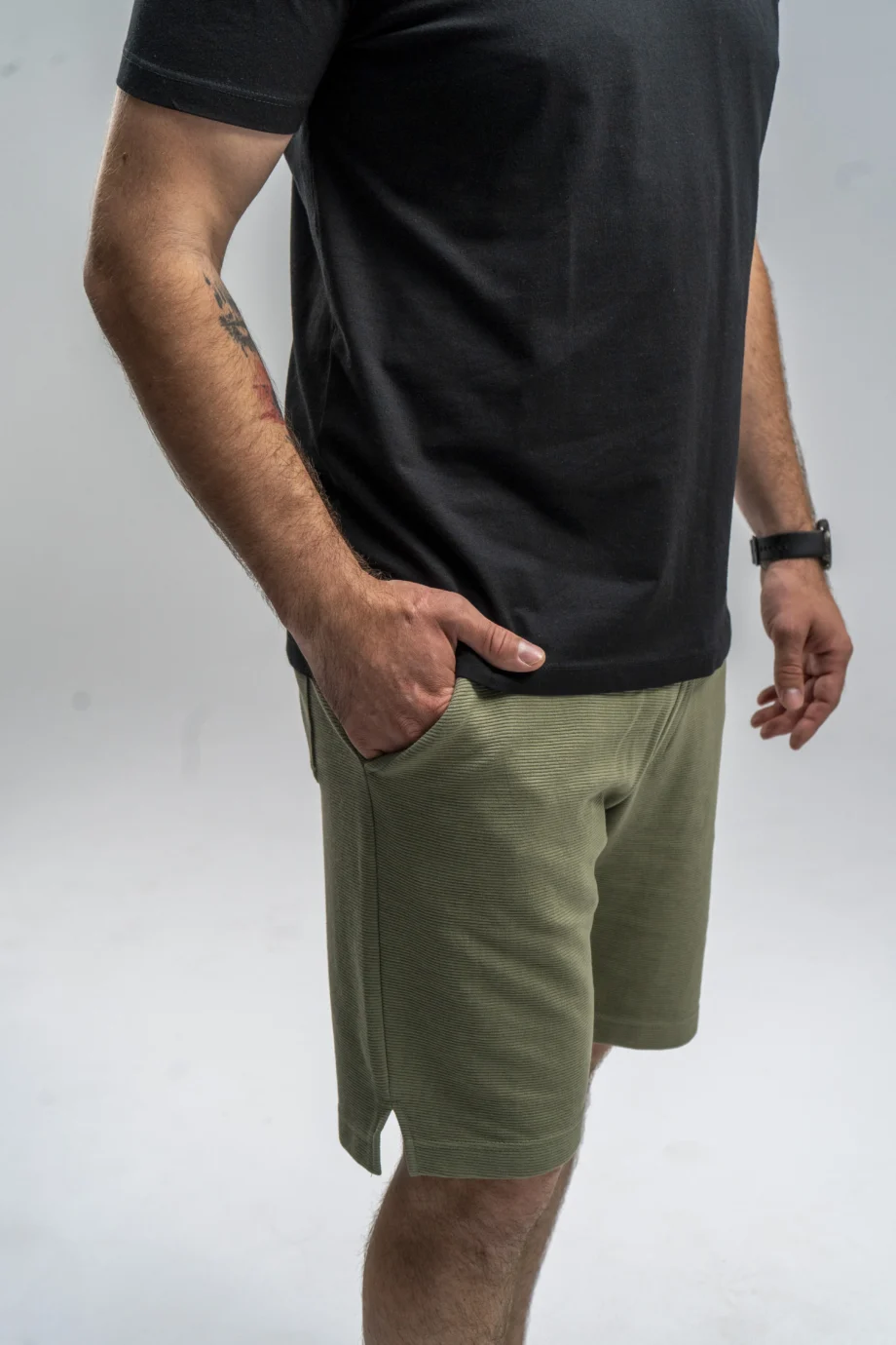 Pantaloni scurți