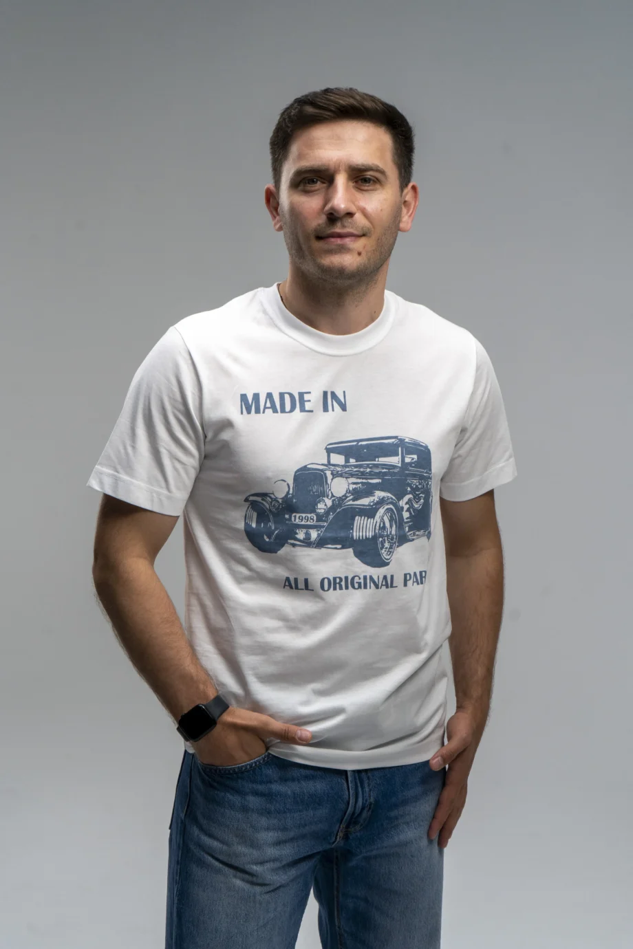 Tricou