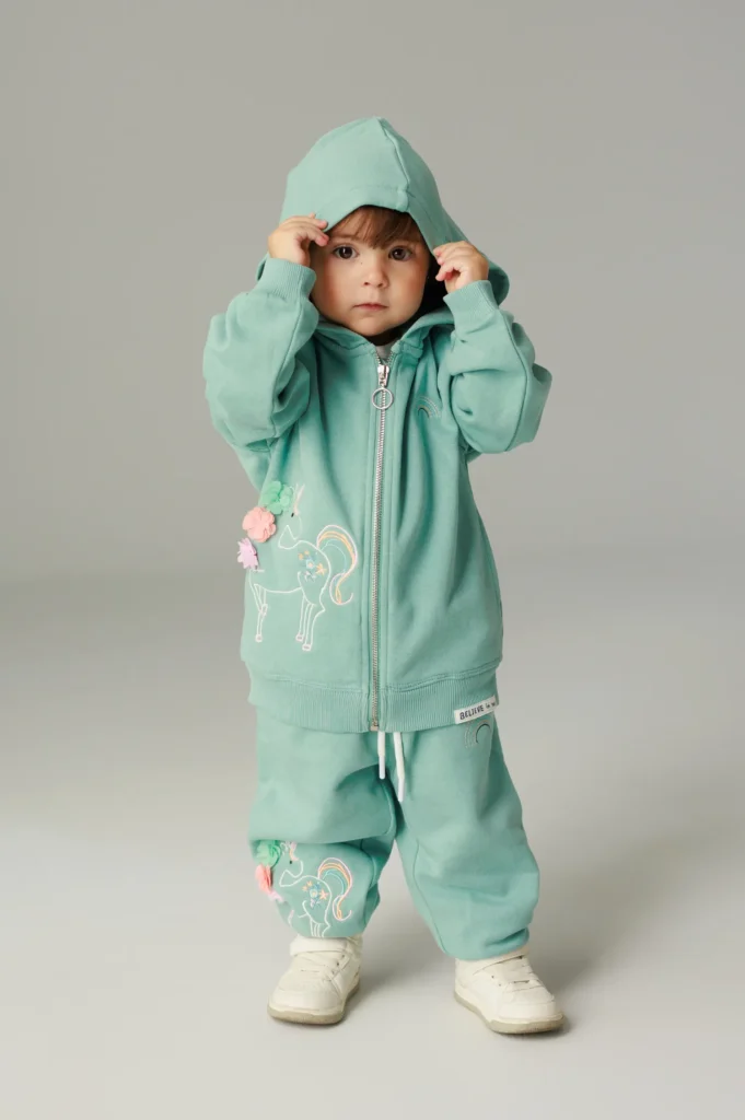 Флисовый спортивный костюм